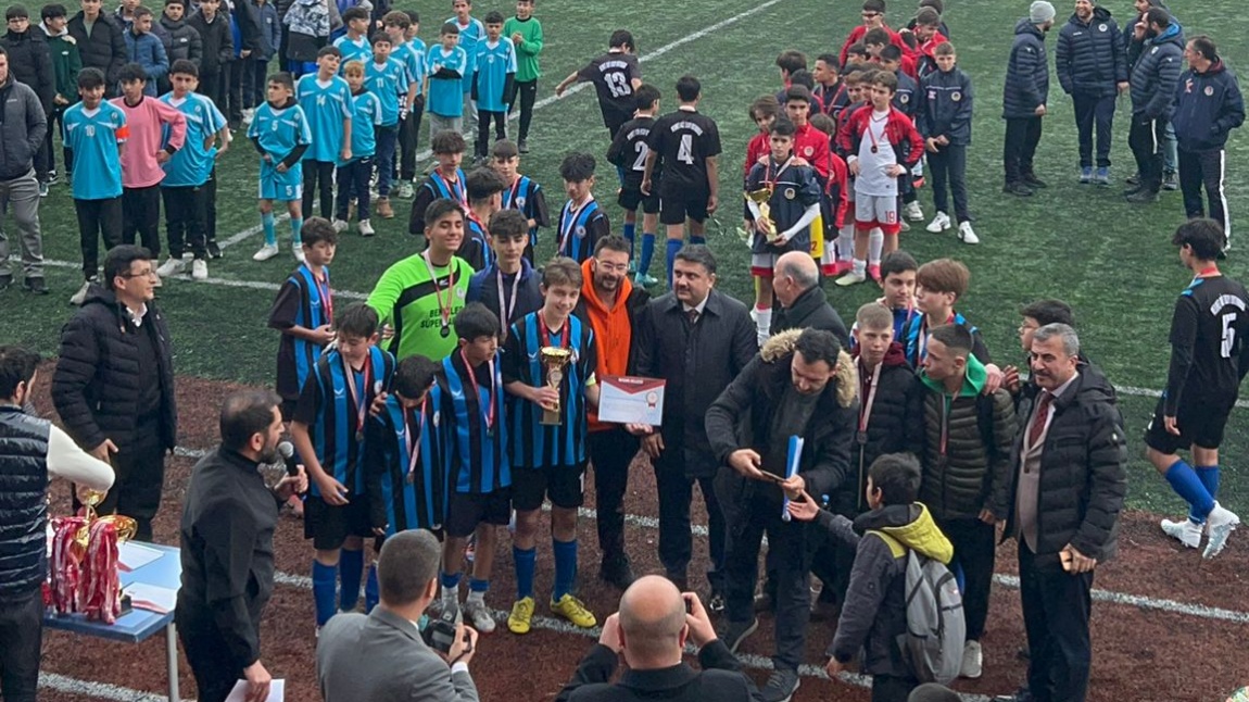 Ankara İl İkincisi Okul Futbol Takımımız 